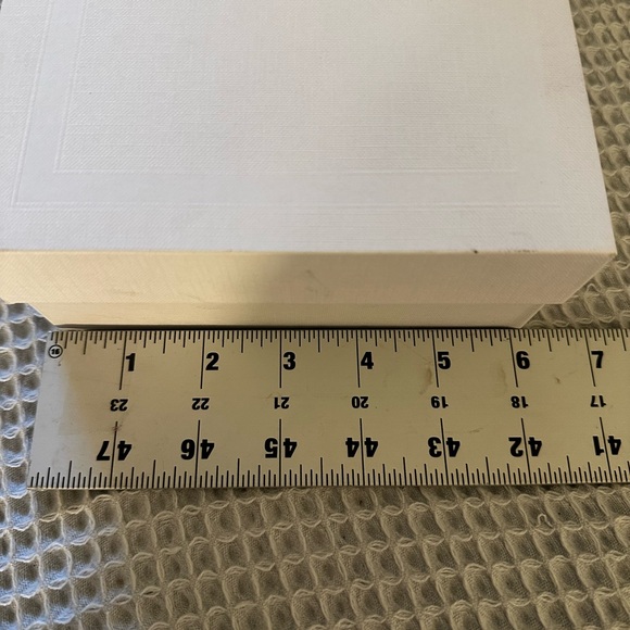 Authentic Celine, textured paper gift box - Picture 3 of 5